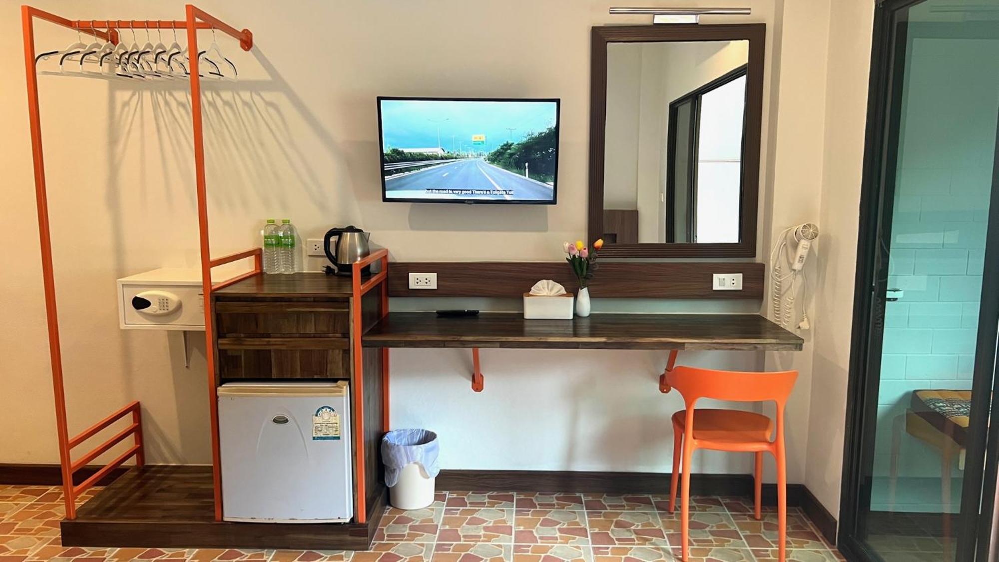 فندق My Friend'S House Karon المظهر الخارجي الصورة